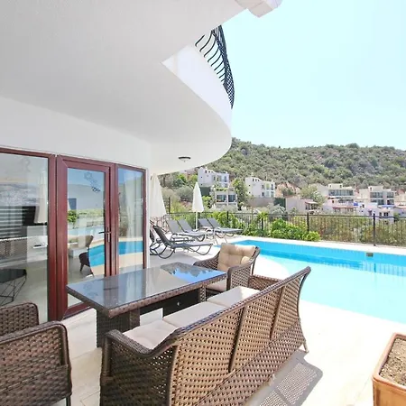Anatolia, Sea View, 4 Bedroom, Private Pool 빌라 카스